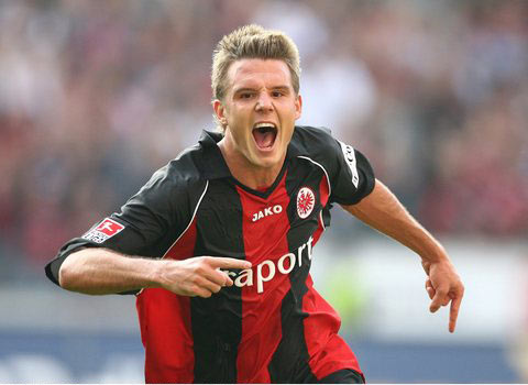 員投入到更 員投入到更